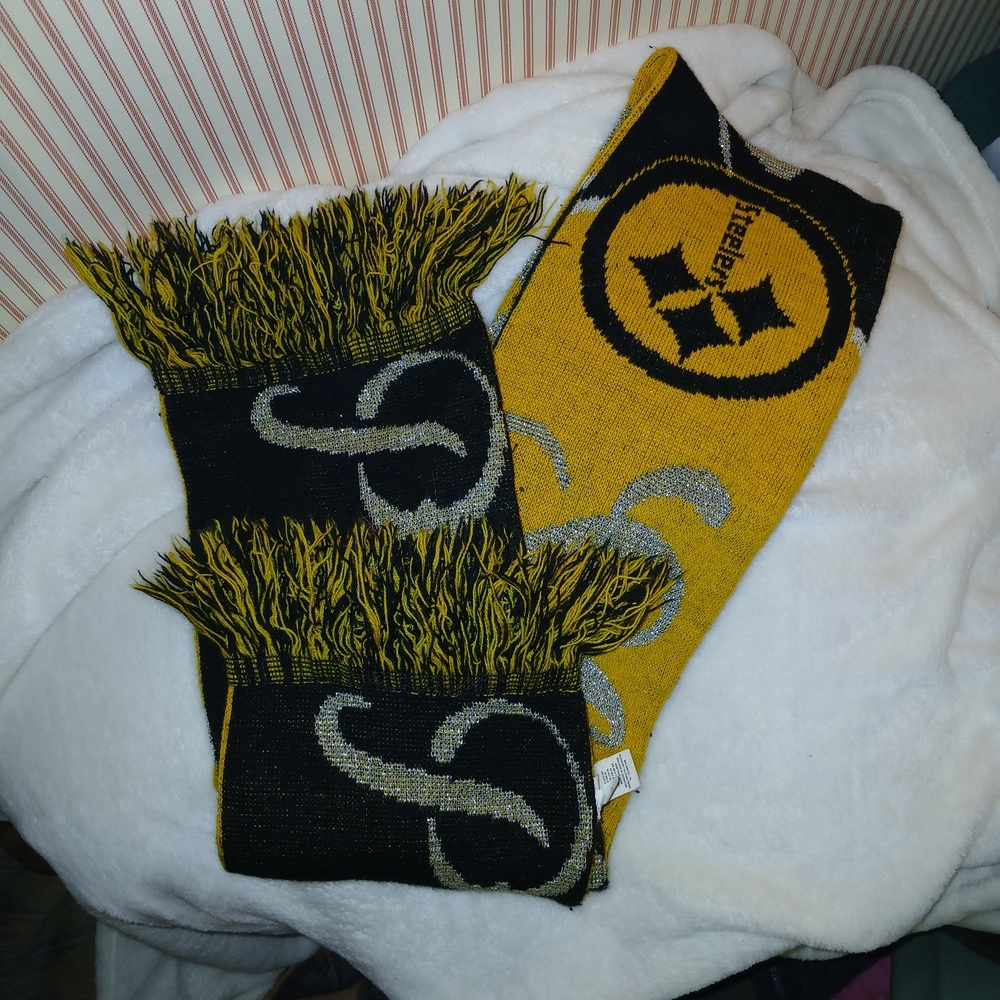NFL Black and Gold Scarf